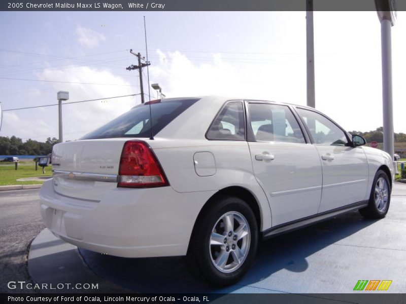 White / Gray 2005 Chevrolet Malibu Maxx LS Wagon