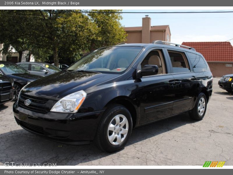 Midnight Black / Beige 2006 Kia Sedona LX