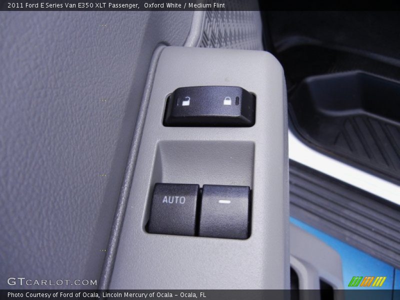 Oxford White / Medium Flint 2011 Ford E Series Van E350 XLT Passenger