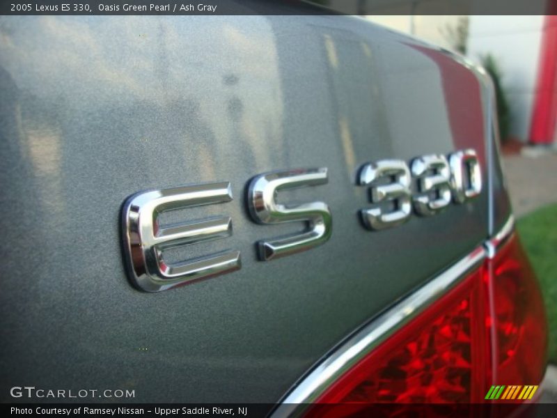 Oasis Green Pearl / Ash Gray 2005 Lexus ES 330