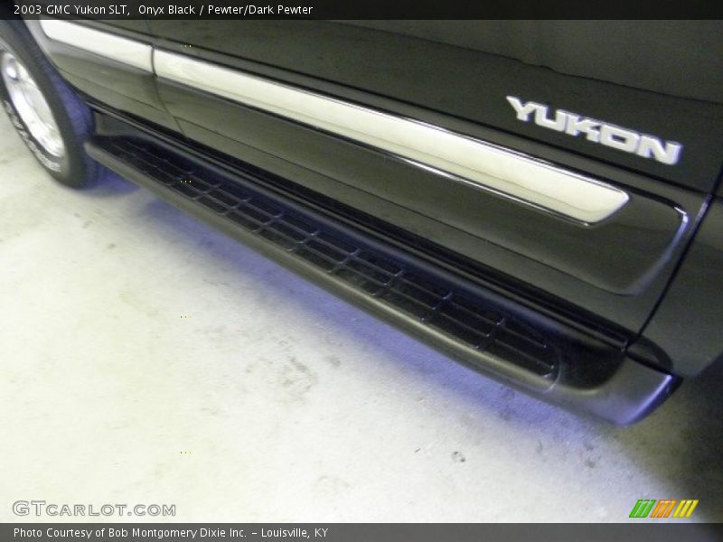 Onyx Black / Pewter/Dark Pewter 2003 GMC Yukon SLT