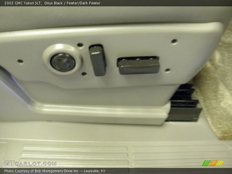 Onyx Black / Pewter/Dark Pewter 2003 GMC Yukon SLT