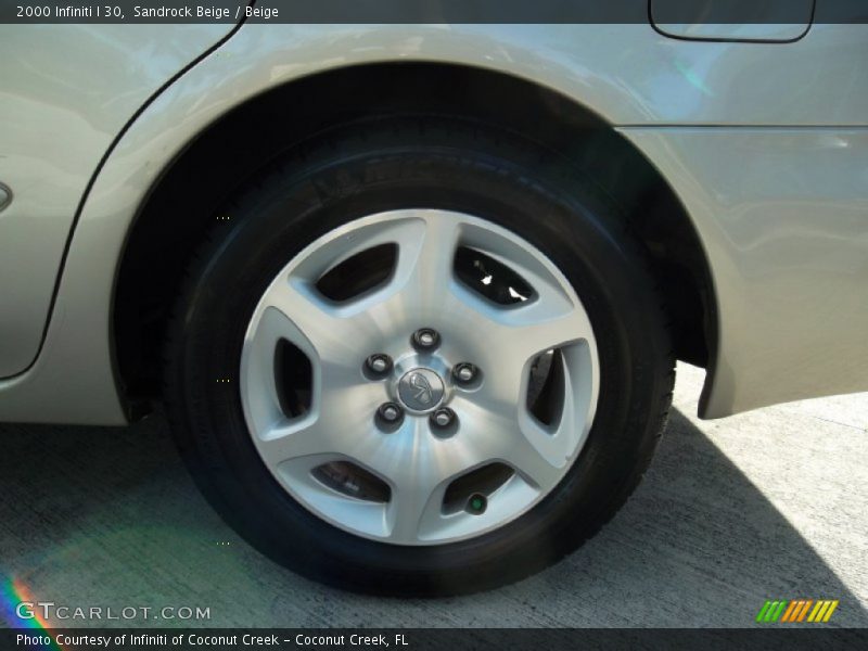 Sandrock Beige / Beige 2000 Infiniti I 30