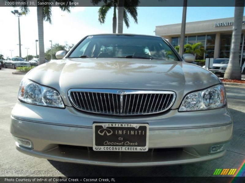 Sandrock Beige / Beige 2000 Infiniti I 30