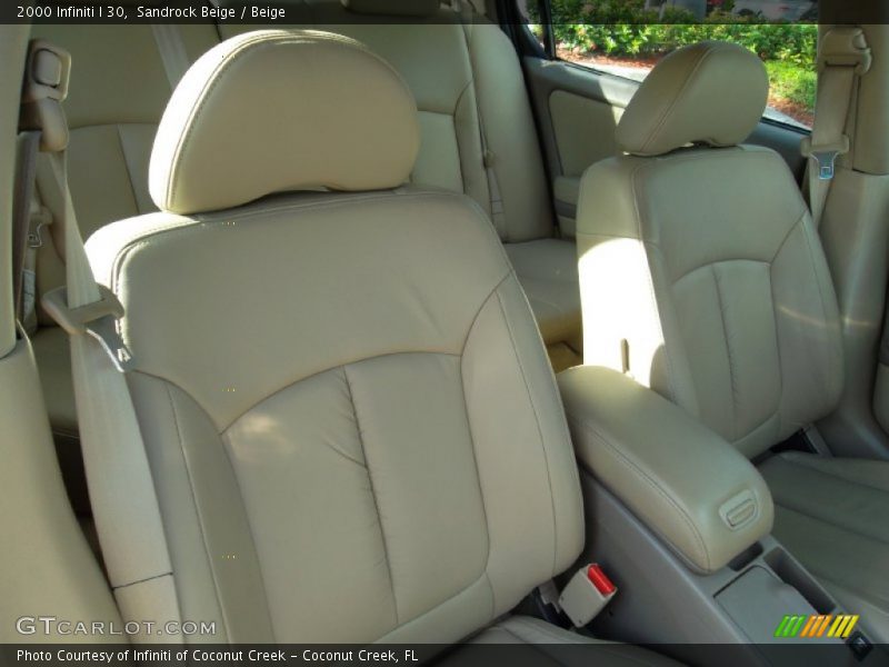 Sandrock Beige / Beige 2000 Infiniti I 30