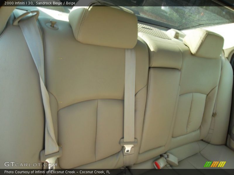 Sandrock Beige / Beige 2000 Infiniti I 30