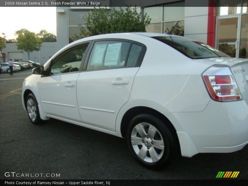 Fresh Powder White / Beige 2009 Nissan Sentra 2.0