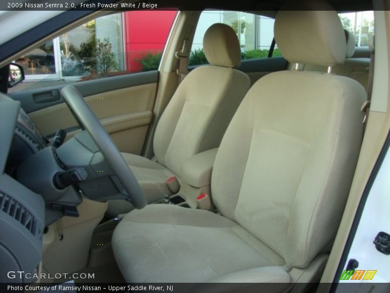 Fresh Powder White / Beige 2009 Nissan Sentra 2.0