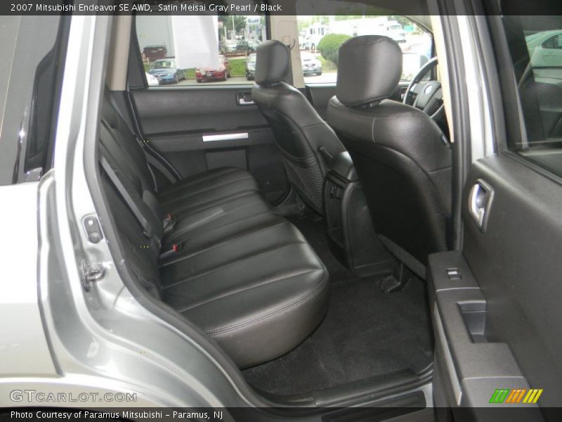  2007 Endeavor SE AWD Black Interior