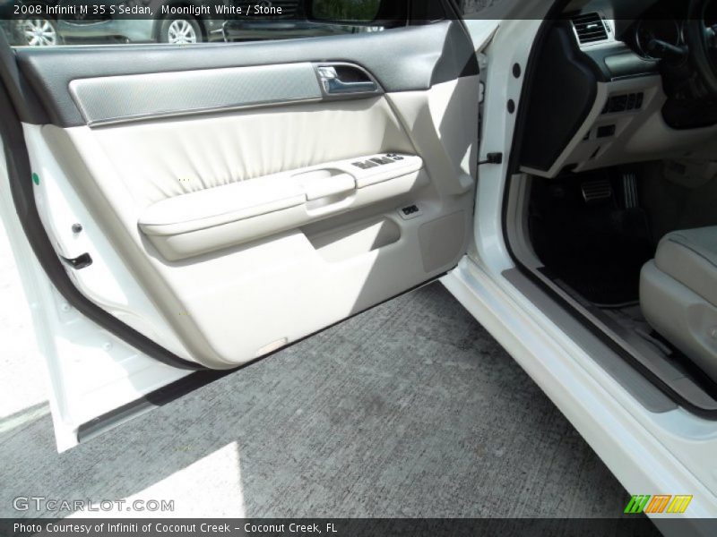 Moonlight White / Stone 2008 Infiniti M 35 S Sedan