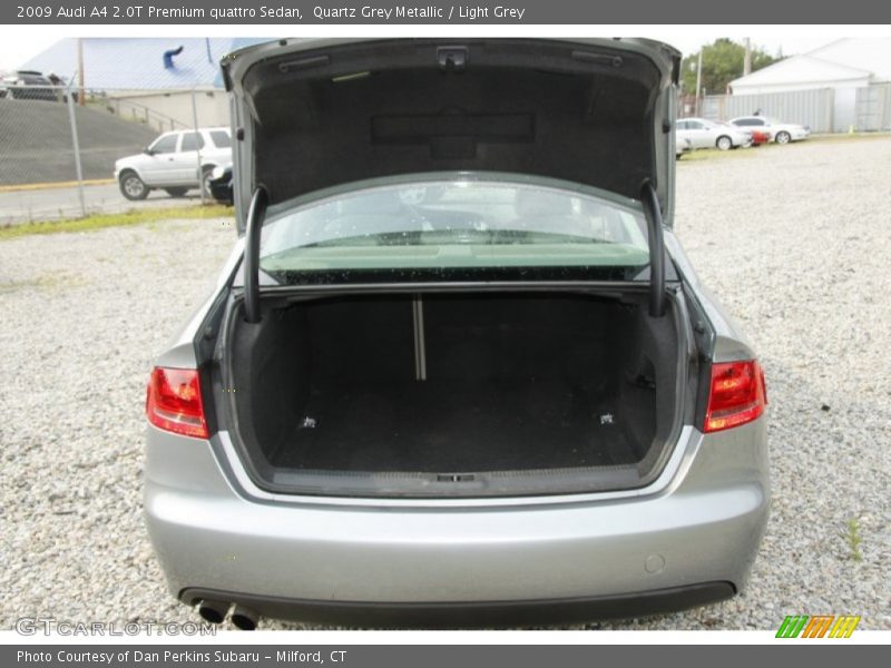 Quartz Grey Metallic / Light Grey 2009 Audi A4 2.0T Premium quattro Sedan