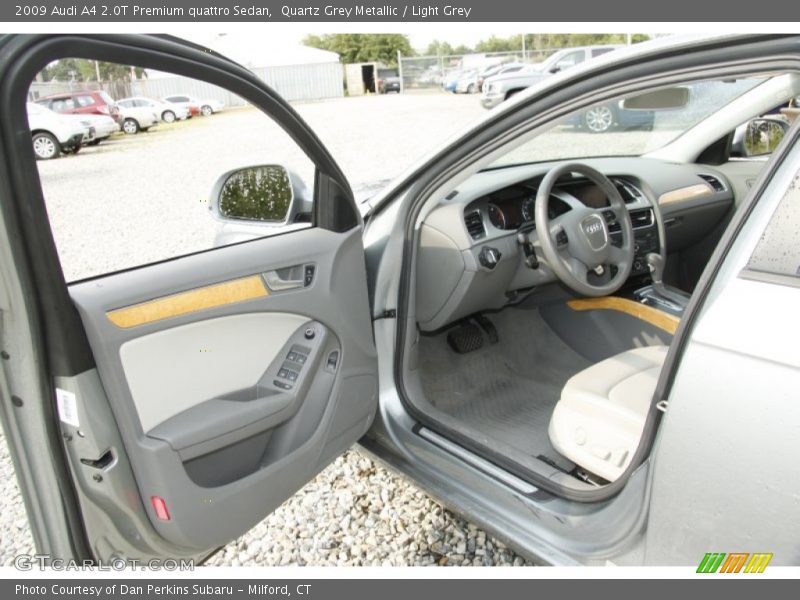 Quartz Grey Metallic / Light Grey 2009 Audi A4 2.0T Premium quattro Sedan