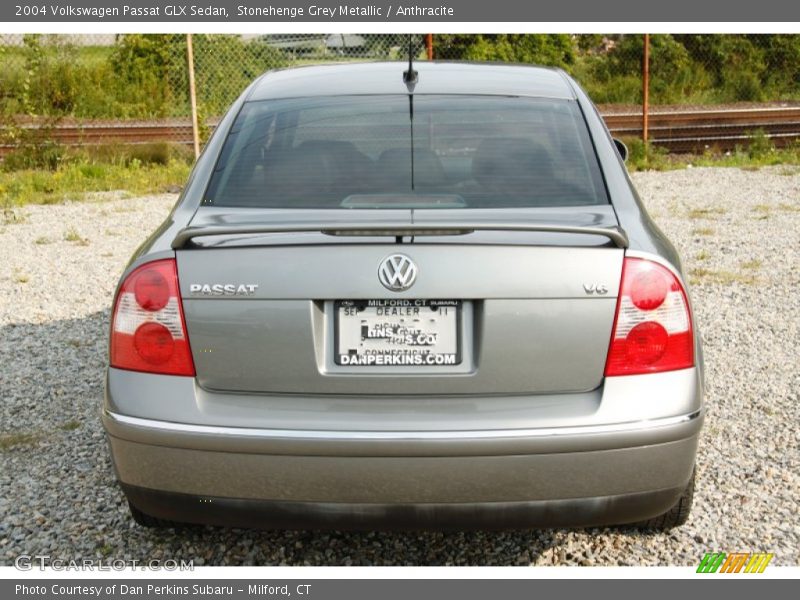Stonehenge Grey Metallic / Anthracite 2004 Volkswagen Passat GLX Sedan
