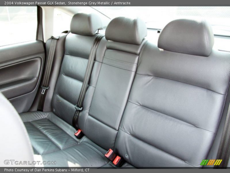  2004 Passat GLX Sedan Anthracite Interior