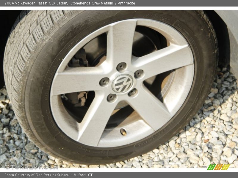 Stonehenge Grey Metallic / Anthracite 2004 Volkswagen Passat GLX Sedan