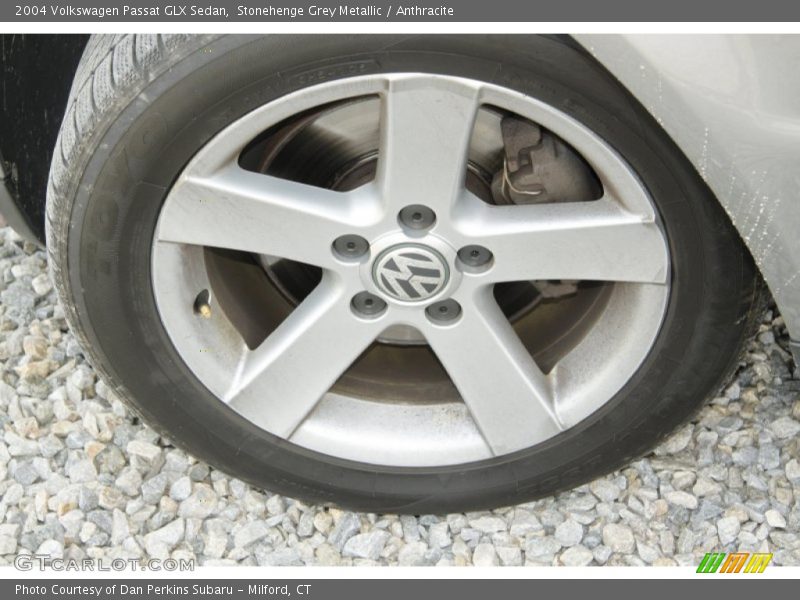 Stonehenge Grey Metallic / Anthracite 2004 Volkswagen Passat GLX Sedan