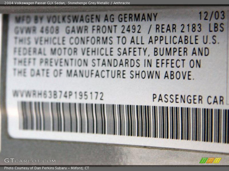 Stonehenge Grey Metallic / Anthracite 2004 Volkswagen Passat GLX Sedan