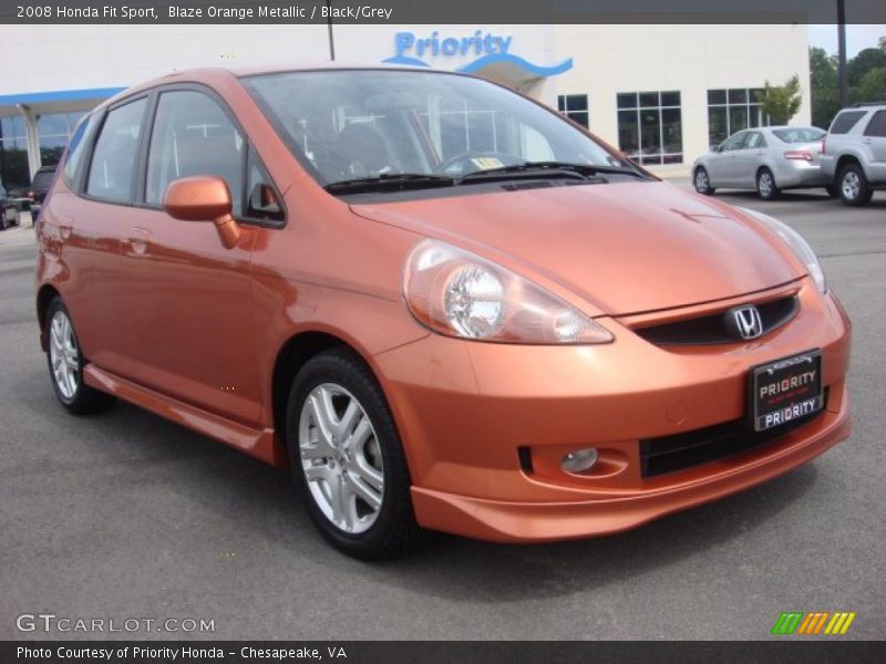 Blaze Orange Metallic / Black/Grey 2008 Honda Fit Sport