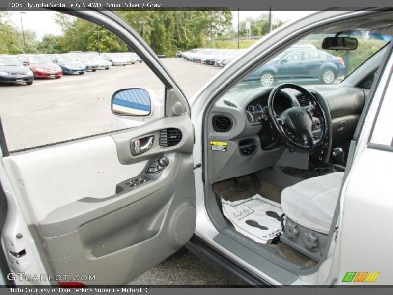 Smart Silver / Gray 2005 Hyundai Santa Fe GLS 4WD