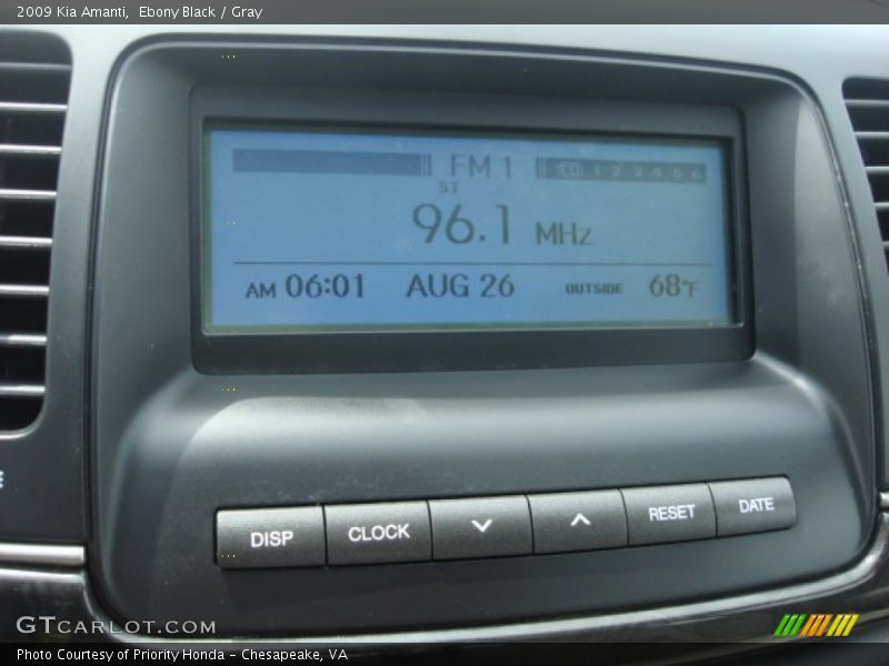 Ebony Black / Gray 2009 Kia Amanti