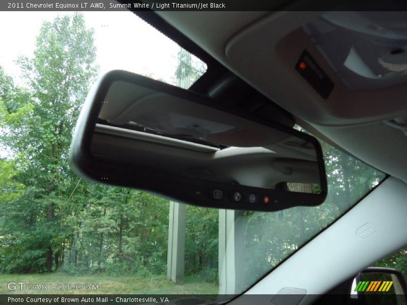 Summit White / Light Titanium/Jet Black 2011 Chevrolet Equinox LT AWD