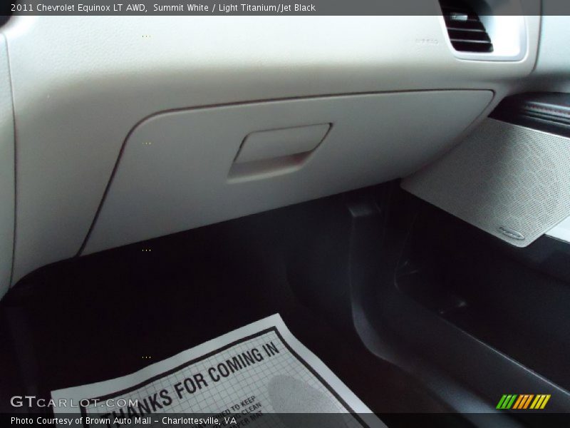 Summit White / Light Titanium/Jet Black 2011 Chevrolet Equinox LT AWD