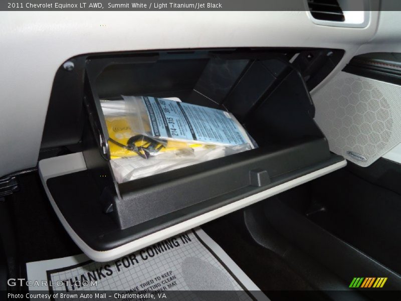 Summit White / Light Titanium/Jet Black 2011 Chevrolet Equinox LT AWD