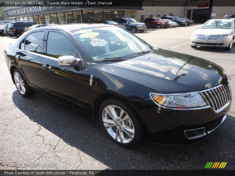 Tuxedo Black Metallic / Dark Charcoal 2010 Lincoln MKZ FWD