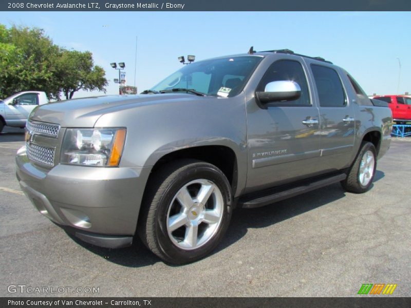Front 3/4 View of 2008 Avalanche LTZ