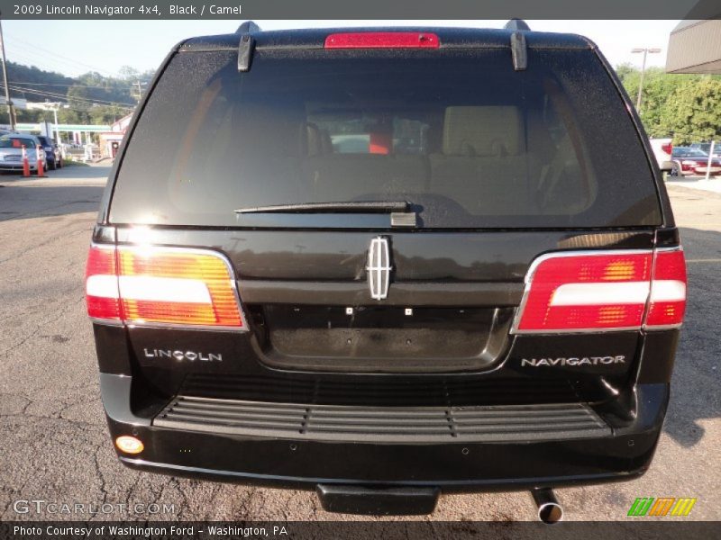 Black / Camel 2009 Lincoln Navigator 4x4