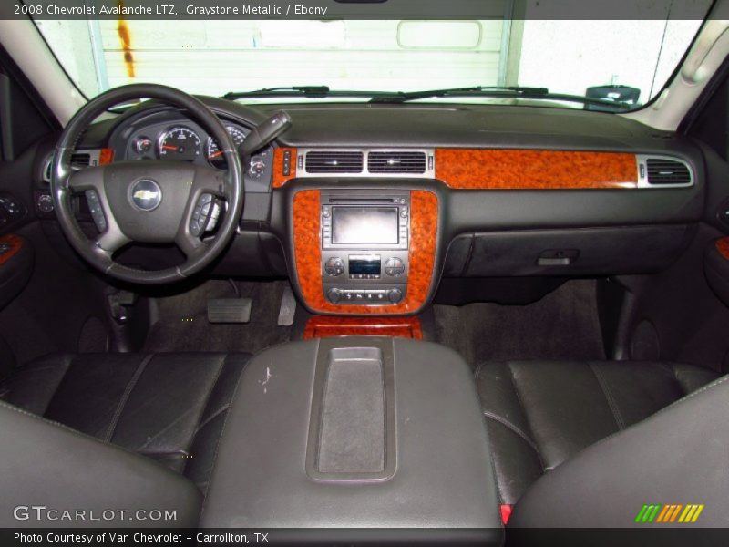 Dashboard of 2008 Avalanche LTZ