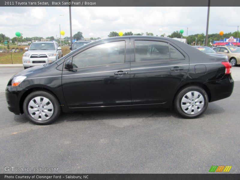 Black Sand Pearl / Bisque 2011 Toyota Yaris Sedan