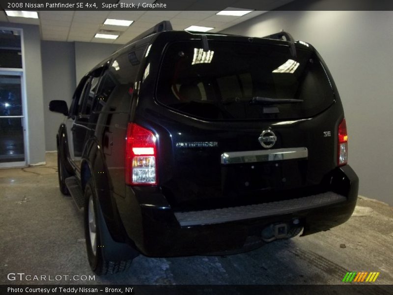 Super Black / Graphite 2008 Nissan Pathfinder SE 4x4