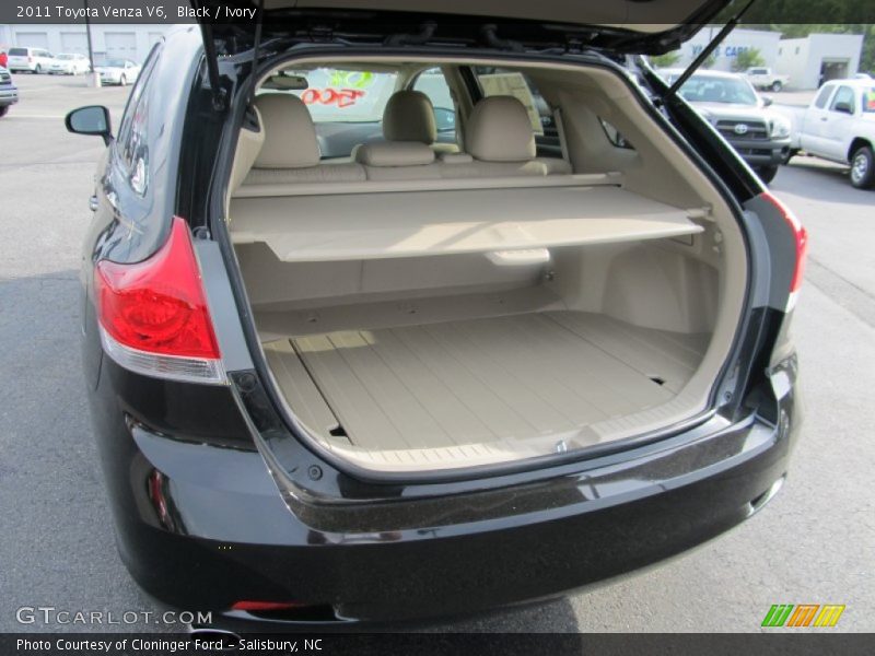 Black / Ivory 2011 Toyota Venza V6
