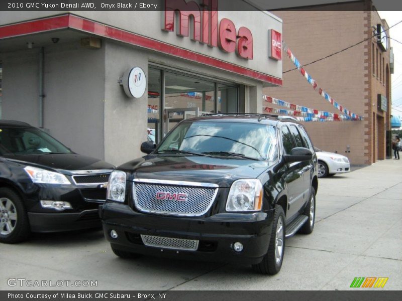 Onyx Black / Ebony 2010 GMC Yukon Denali AWD