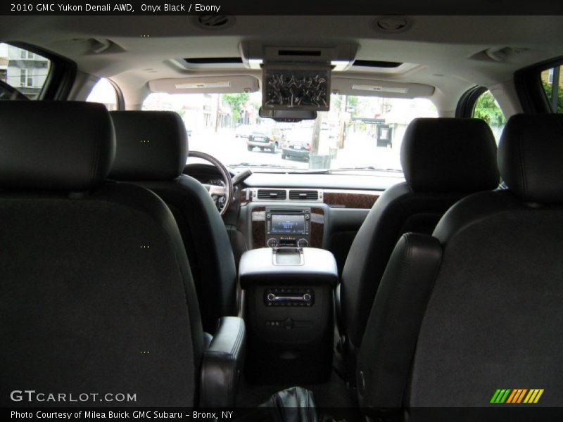 Onyx Black / Ebony 2010 GMC Yukon Denali AWD
