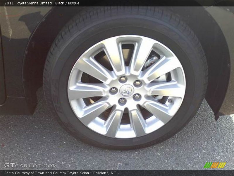 Black / Bisque 2011 Toyota Sienna Limited