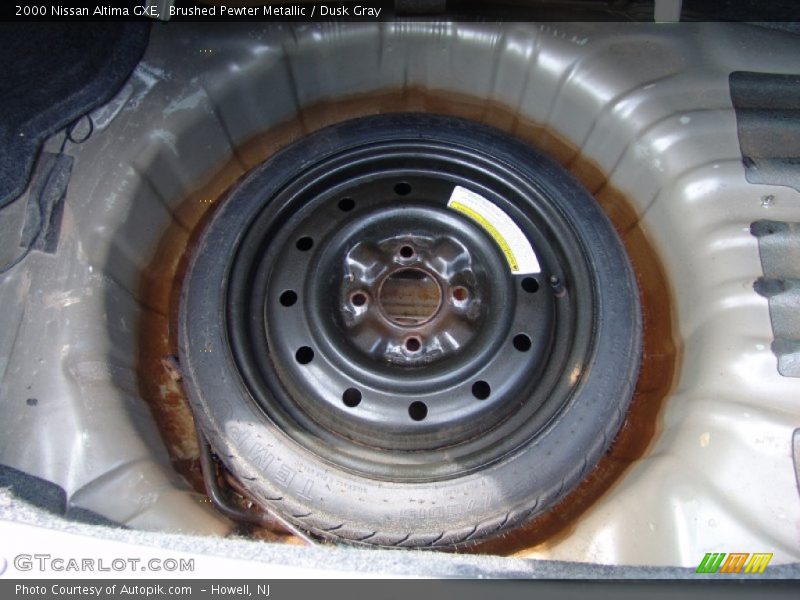 Brushed Pewter Metallic / Dusk Gray 2000 Nissan Altima GXE