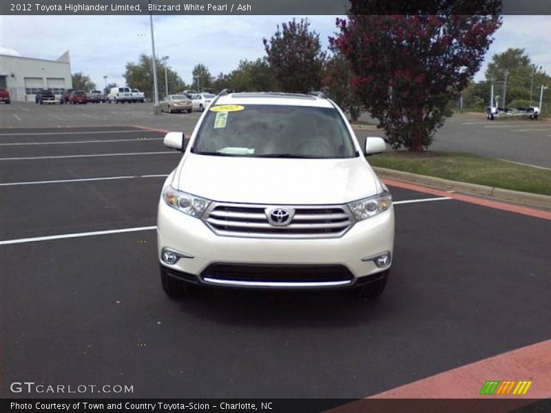 Blizzard White Pearl / Ash 2012 Toyota Highlander Limited