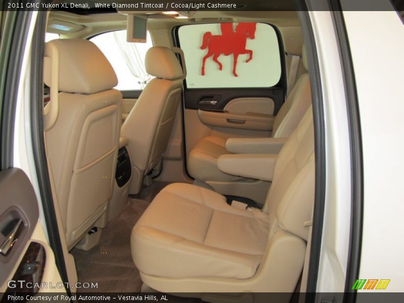 White Diamond Tintcoat / Cocoa/Light Cashmere 2011 GMC Yukon XL Denali