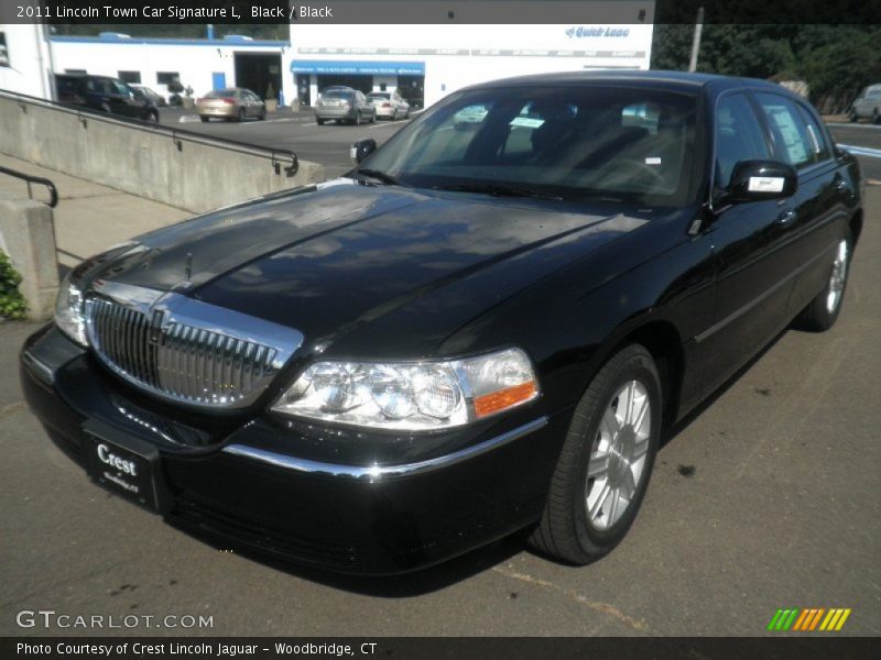 Black / Black 2011 Lincoln Town Car Signature L