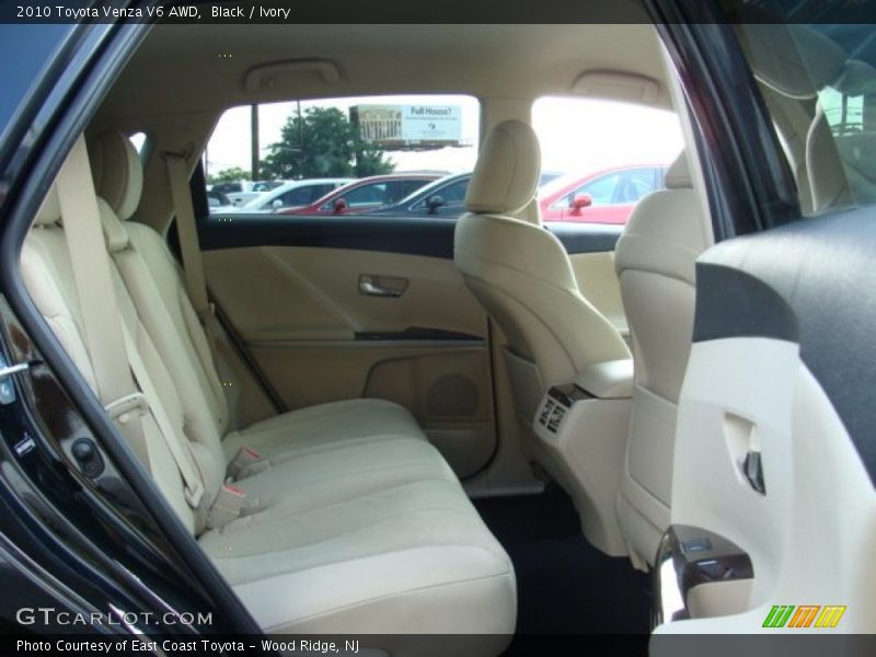Black / Ivory 2010 Toyota Venza V6 AWD