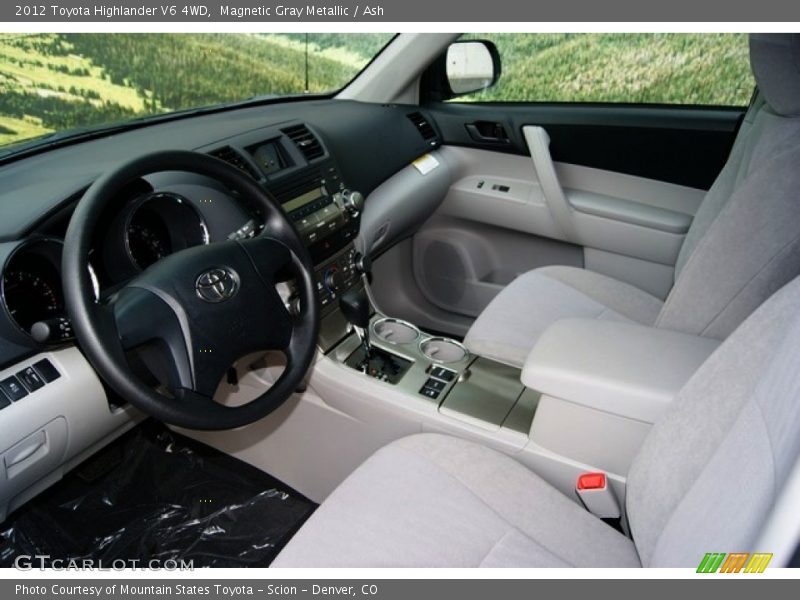 Magnetic Gray Metallic / Ash 2012 Toyota Highlander V6 4WD