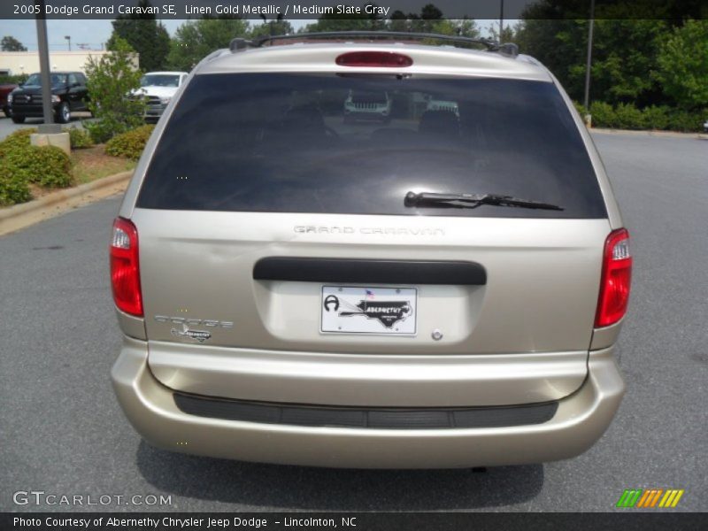 Linen Gold Metallic / Medium Slate Gray 2005 Dodge Grand Caravan SE