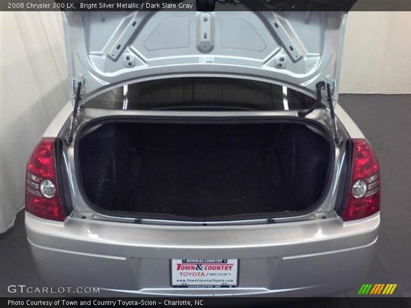 Bright Silver Metallic / Dark Slate Gray 2008 Chrysler 300 LX