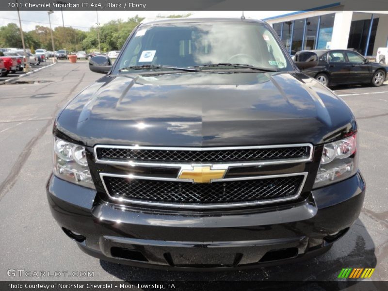 Black / Ebony 2011 Chevrolet Suburban LT 4x4
