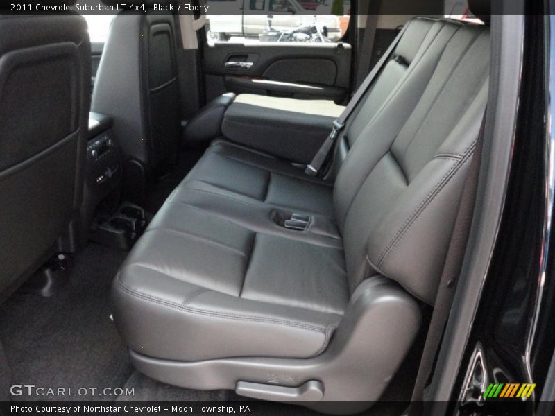 Black / Ebony 2011 Chevrolet Suburban LT 4x4