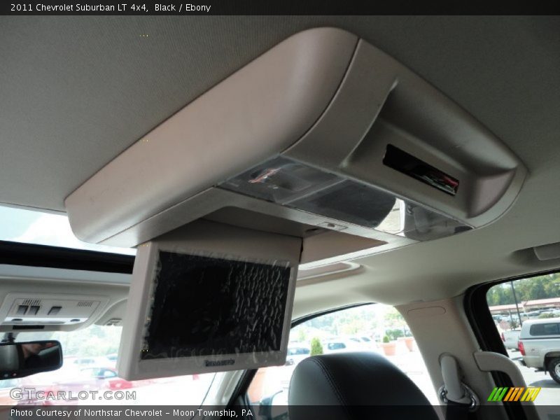 Black / Ebony 2011 Chevrolet Suburban LT 4x4