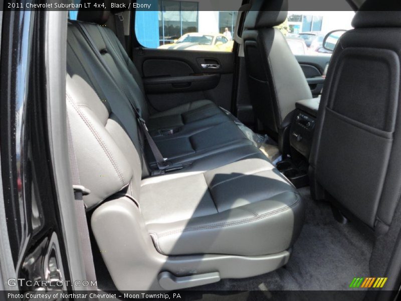 Black / Ebony 2011 Chevrolet Suburban LT 4x4