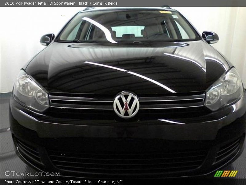 Black / Cornsilk Beige 2010 Volkswagen Jetta TDI SportWagen